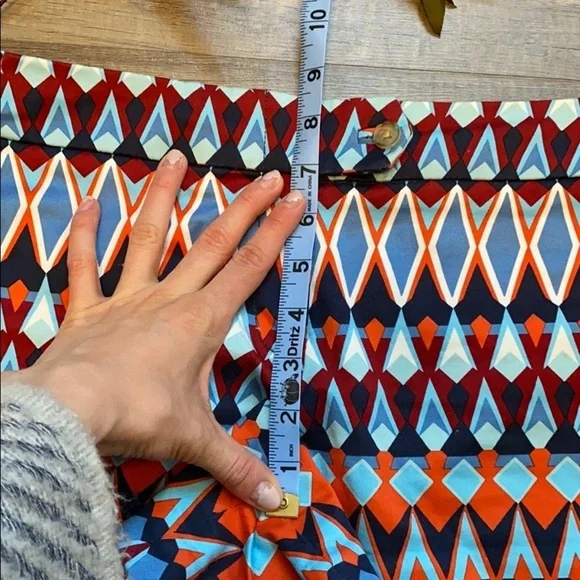 J. Crew Stretch Bold Colorful Geometric Shorts Size 2 - Picture 5 of 9